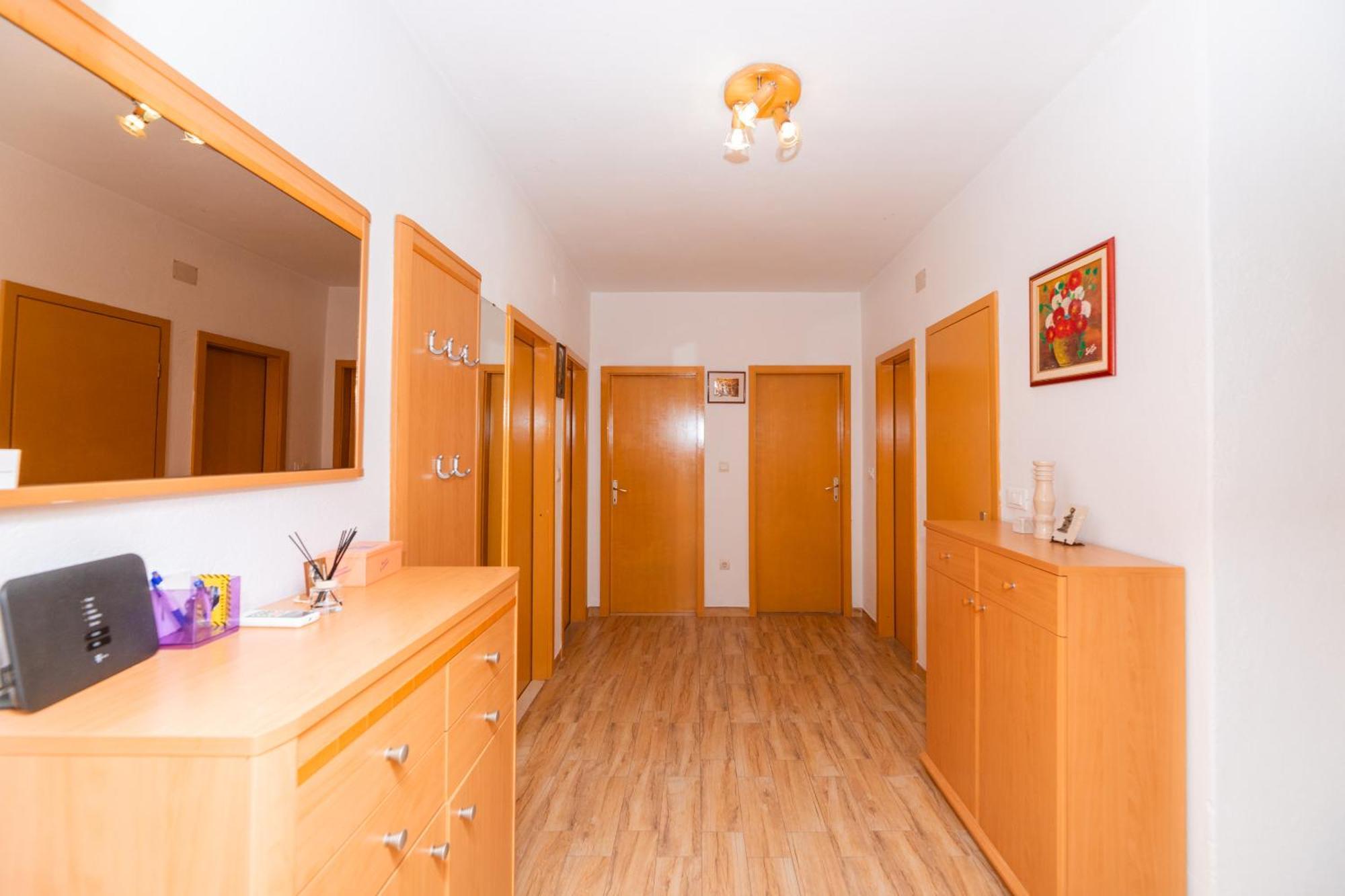 Apartments Martic Supetar Bagian luar foto