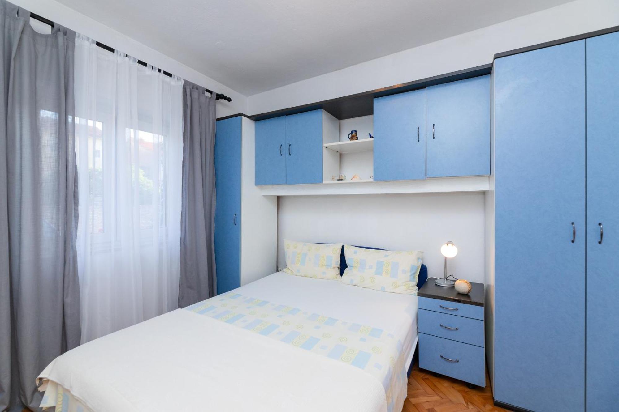 Apartments Martic Supetar Bagian luar foto
