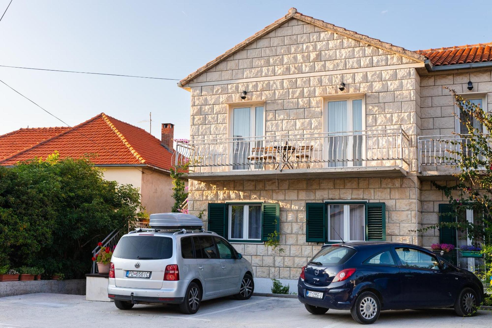 Apartments Martic Supetar Bagian luar foto