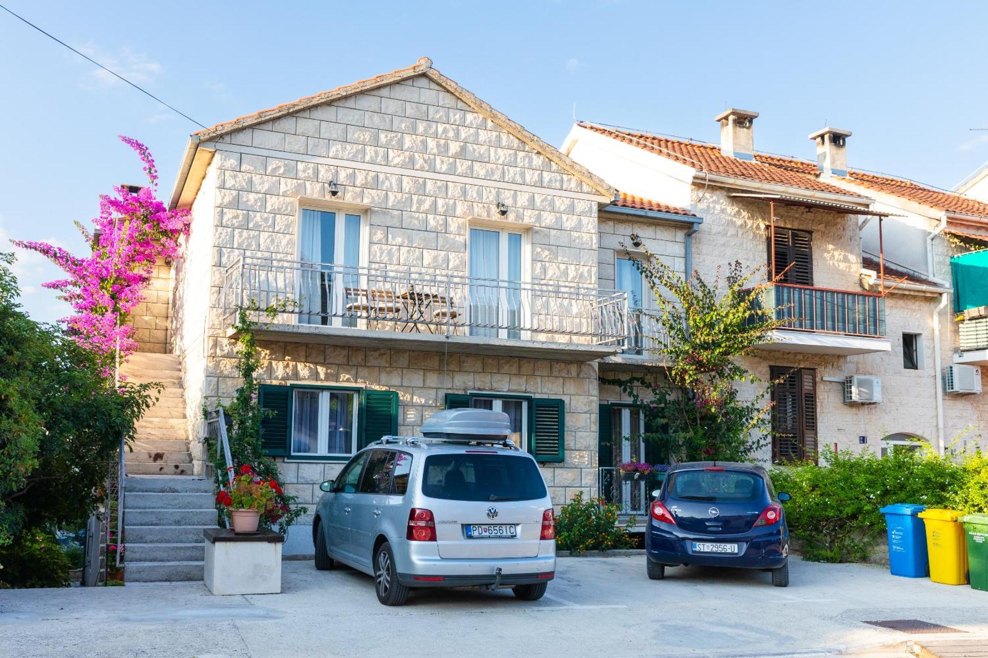 Apartments Martic Supetar Bagian luar foto