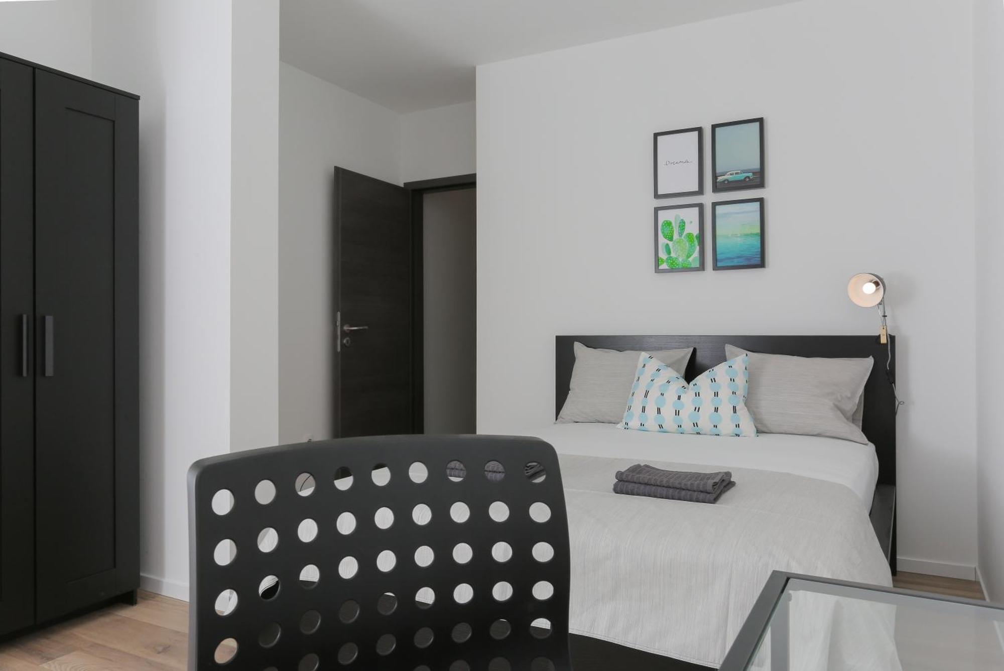 Apartments Martic Supetar Ruang foto