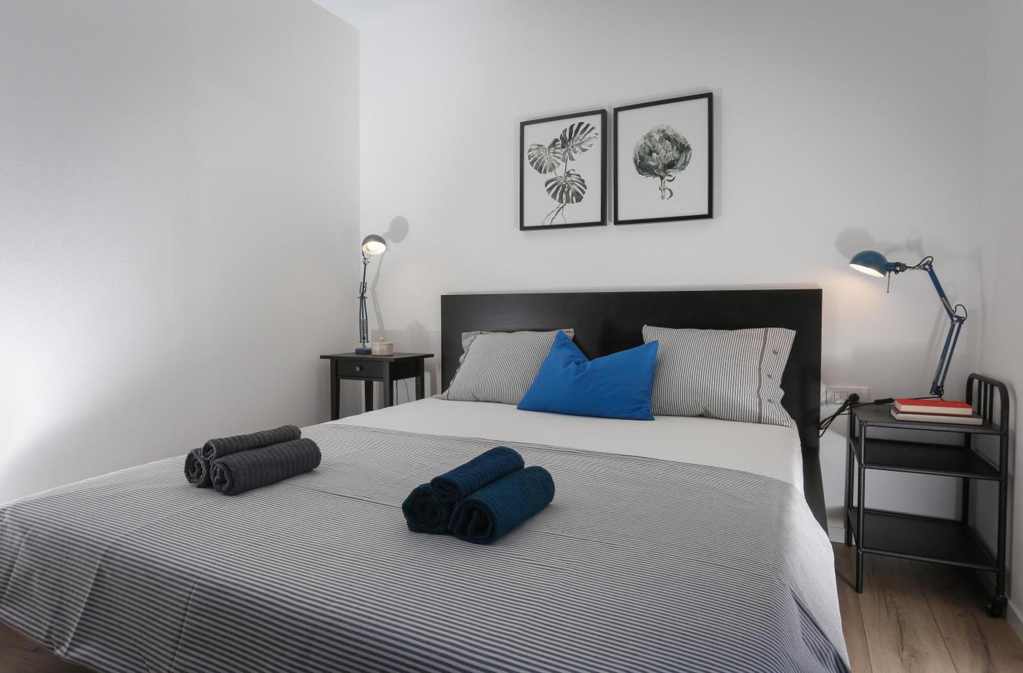 Apartments Martic Supetar Ruang foto